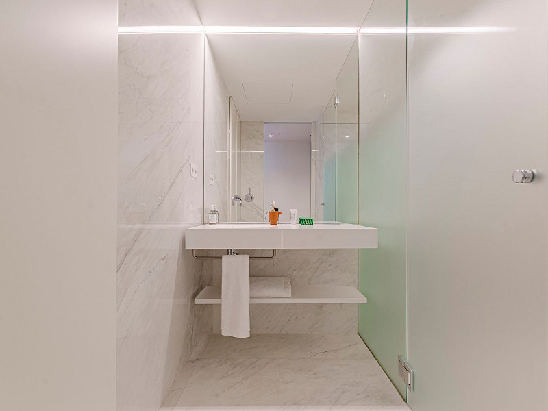 Luxury New-Build Homes on the Seafront in Diagonal Mar, Barcelona. Photo:  4