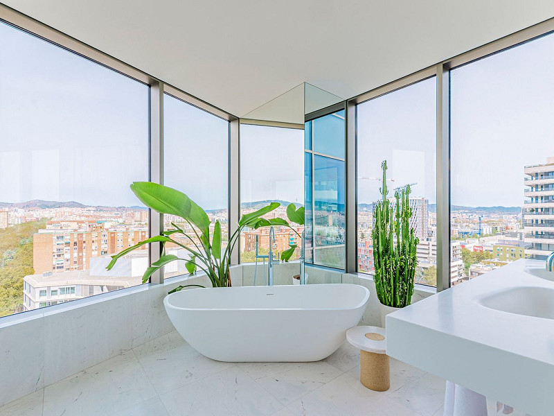 Luxury New-Build Homes on the Seafront in Diagonal Mar, Barcelona. Photo:  13