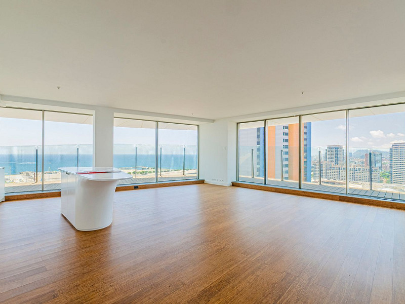 Элитная новостройка на первой линии моря в Диагональ Мар, Барселона. Фото:  1