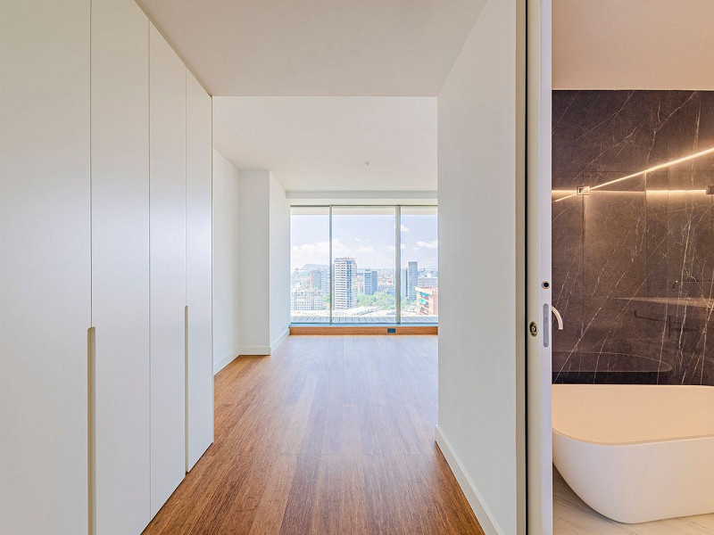 Элитная новая квартира на первой линии моря в Диагональ Мар, Барселона. Фото:  9