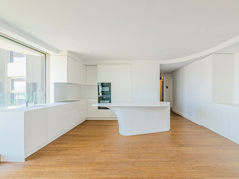 Элитная новая квартира на первой линии моря в Диагональ Мар, Барселона. Фото:  15