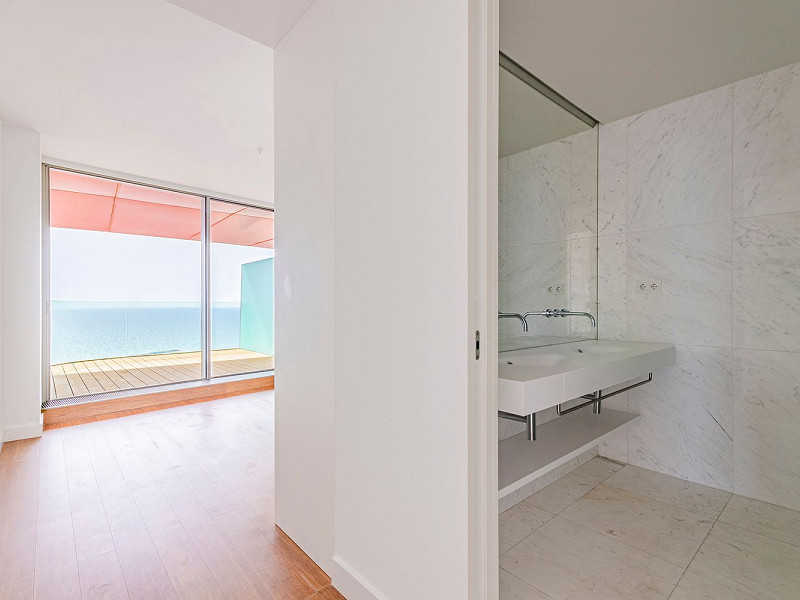 Элитная новостройка на первой линии моря в Диагональ Мар, Барселона. Фото:  5