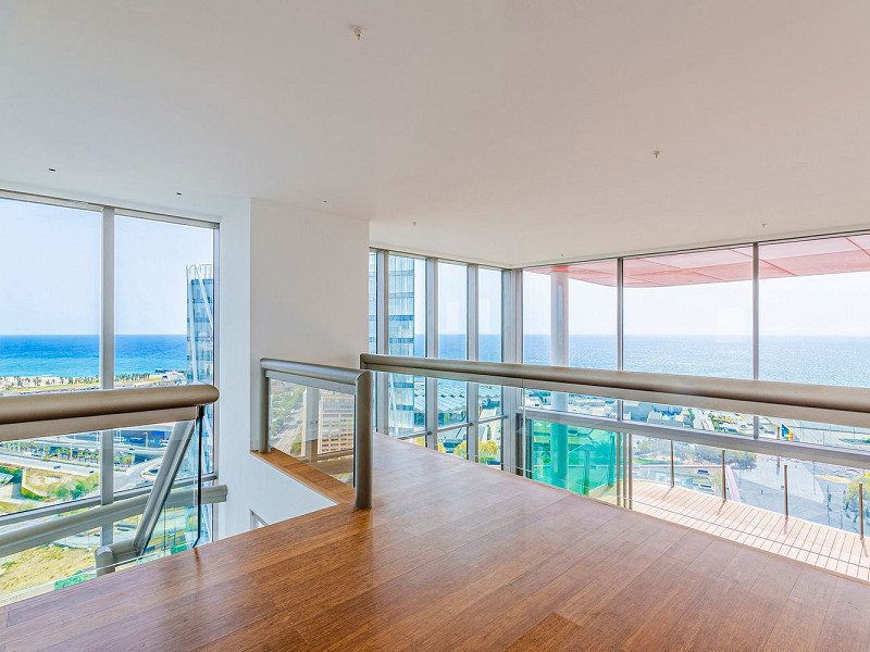 Элитная новостройка на первой линии моря в Диагональ Мар, Барселона. Фото:  6