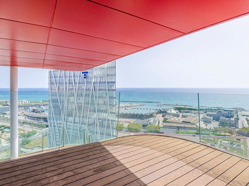 Элитная новостройка на первой линии моря в Диагональ Мар, Барселона. Фото:  10