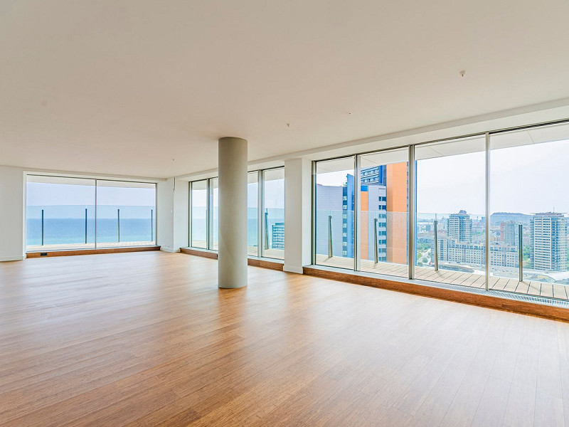 Элитная новостройка на первой линии моря в Диагональ Мар, Барселоне. Фото:  4