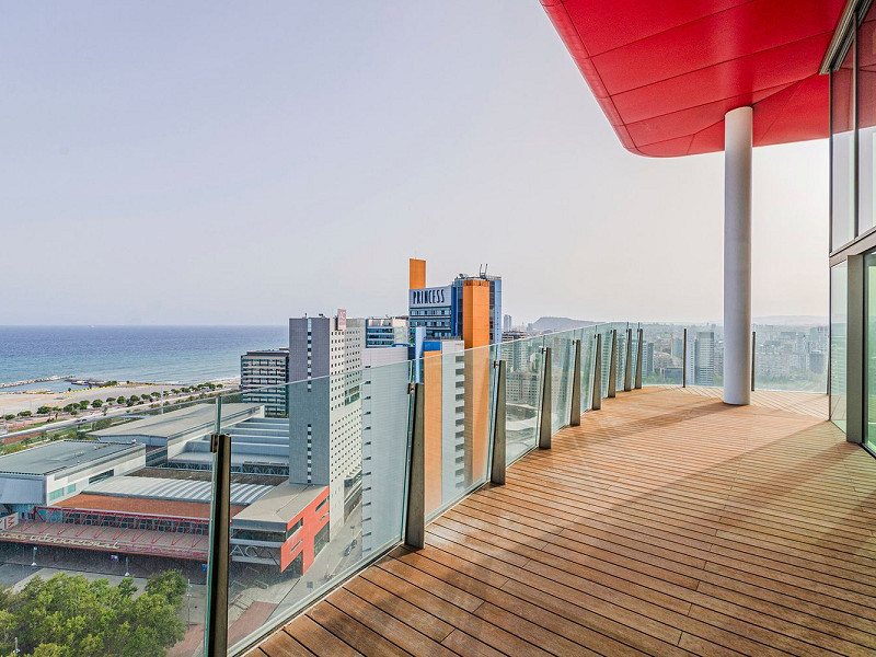 Элитный новый пентхаус на первой линии моря в Диагональ Мар, Барселоне. Фото:  4