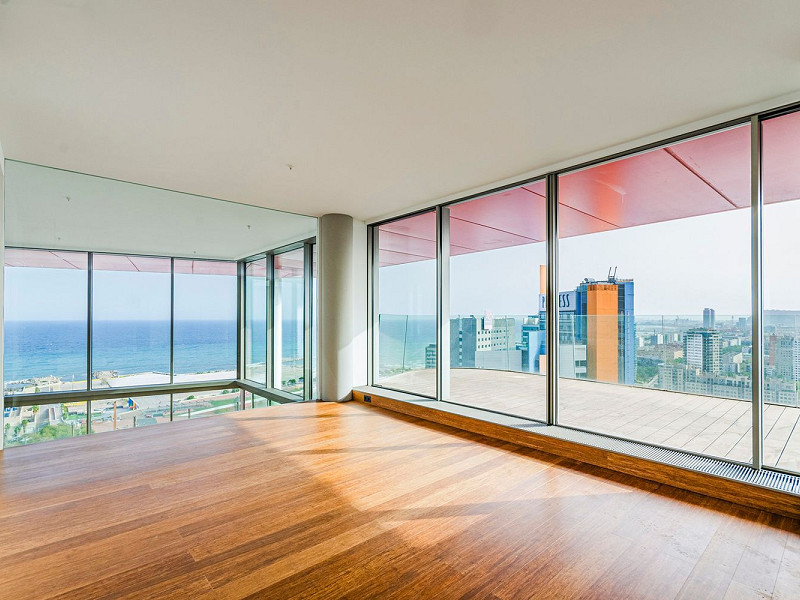 Элитный новый пентхаус на первой линии моря в Диагональ Мар, Барселоне. Фото:  43