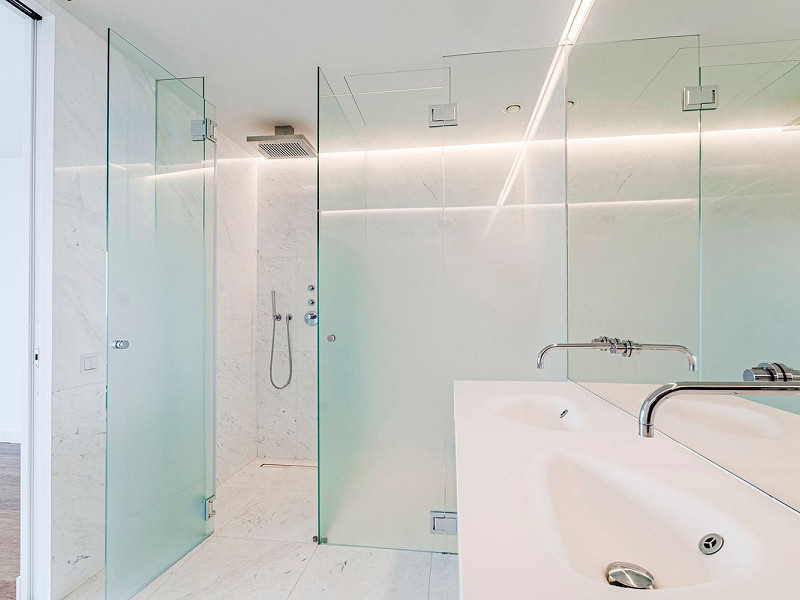 Элитный новый пентхаус на первой линии моря в Диагональ Мар, Барселоне. Фото:  44