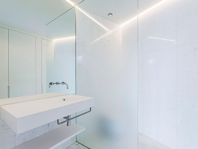 Элитный новый пентхаус на первой линии моря в Диагональ Мар, Барселоне. Фото:  51