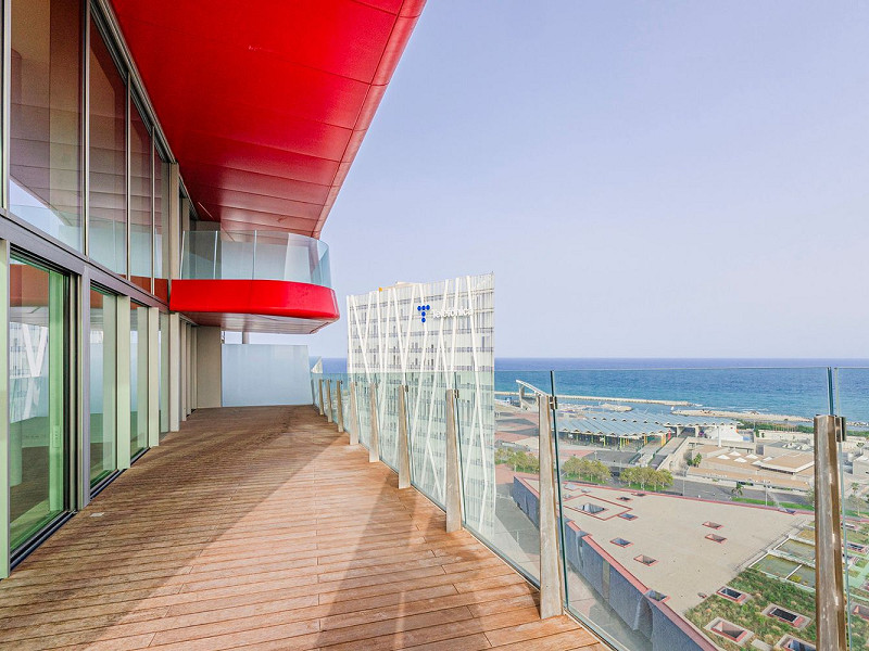 Элитный новый пентхаус на первой линии моря в Диагональ Мар, Барселоне. Фото:  53