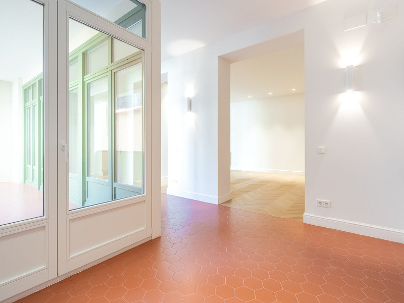 Элитная квартира в историческом центре Барселоны, рядом с Рамблас. Фото:  5