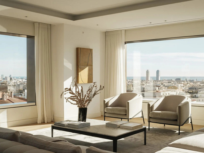 Роскошные новые апартаменты на Пасео-де-Грасиа, Барселона. Фото:  2