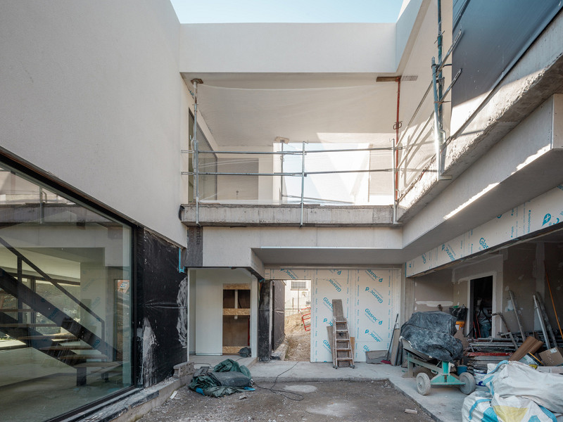 Новая вилла с видом на море и природным окружением в Премиа-де-Дальт, Барселона. Фото:  24