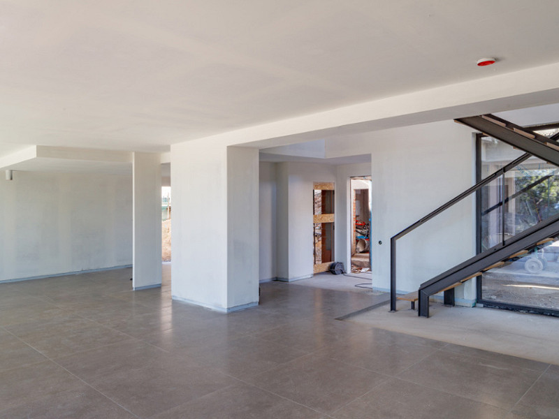 Новая вилла с видом на море и природным окружением в Премиа-де-Дальт, Барселона. Фото:  26