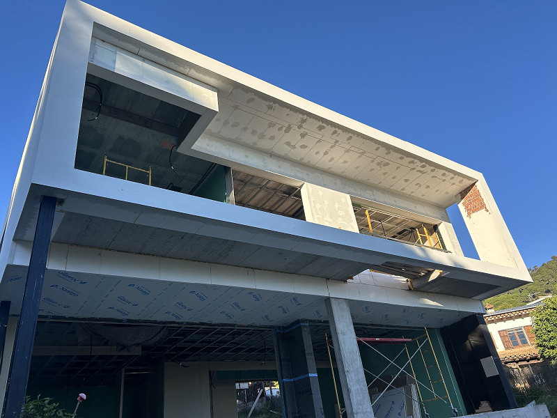 Новая вилла с видом на море и природным окружением в Премиа-де-Дальт, Барселона. Фото:  45