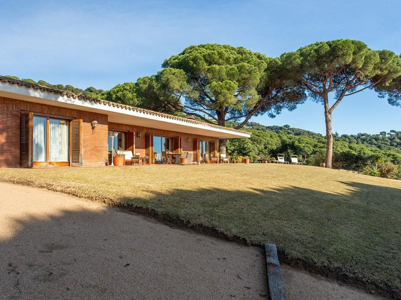Single-Storey Mediterranean Villa with Sea Views in Sant Andreu de Llavaneres, Barcelona. Photo:  7
