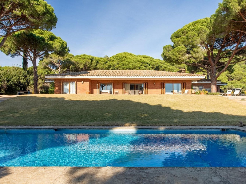 Single-Storey Mediterranean Villa with Sea Views in Sant Andreu de Llavaneres, Barcelona. Photo:  9