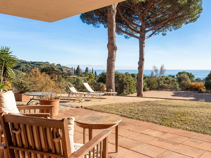 Single-Storey Mediterranean Villa with Sea Views in Sant Andreu de Llavaneres, Barcelona. Photo:  31