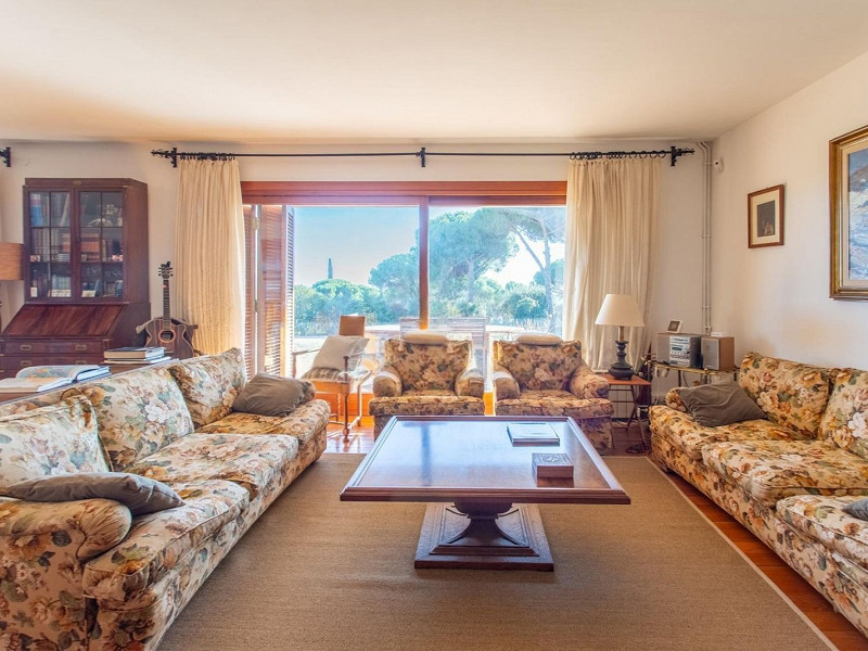 Single-Storey Mediterranean Villa with Sea Views in Sant Andreu de Llavaneres, Barcelona. Photo:  52