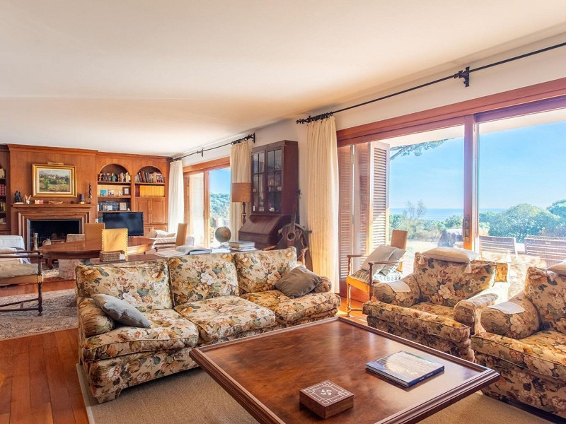 Single-Storey Mediterranean Villa with Sea Views in Sant Andreu de Llavaneres, Barcelona. Photo:  53