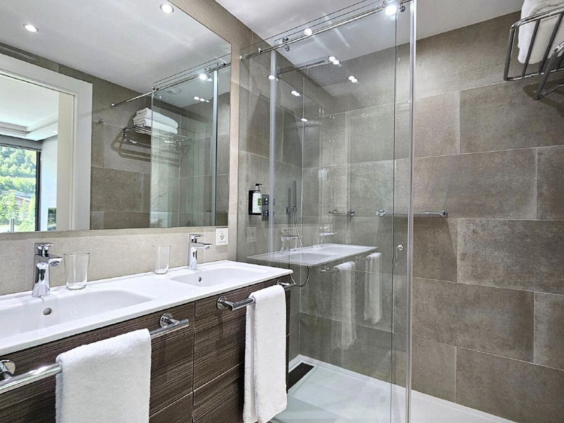 Апартамент с террасой и wellness-инфраструктурой в Эль-Тартере, Канильо. Фото:  1