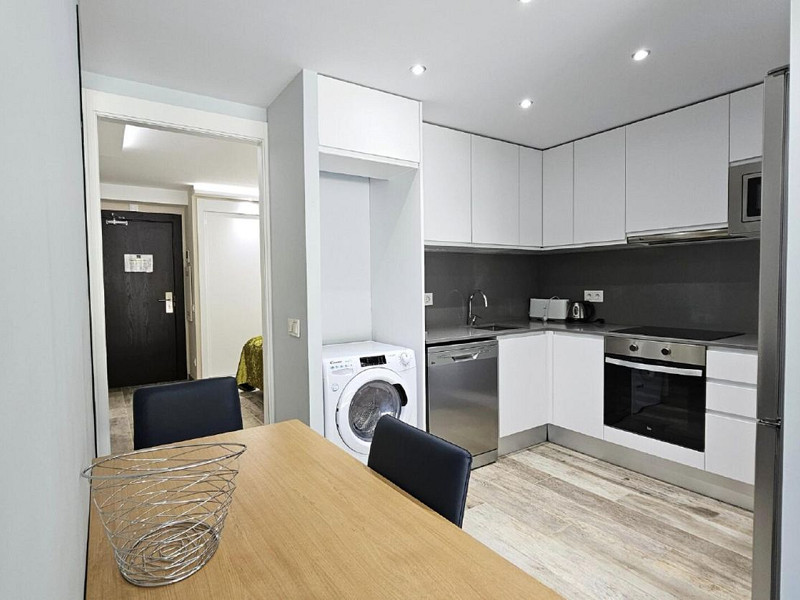 Апартамент с террасой и wellness-инфраструктурой в Эль-Тартере, Канильо. Фото:  9