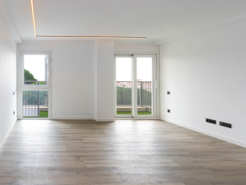 Contemporary Homes on the Seafront in Sant Andreu de Llavaneres, Barcelona. Photo:  8