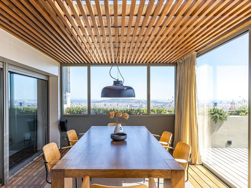 Эксклюзивный пентхаус с террасами и частным бассейном в районе Саррия, Барселона. Фото:  9