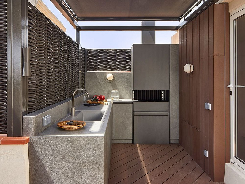 Penthouse With Private Terrace And Pool In Barcelona, Eixample. Photo:  15