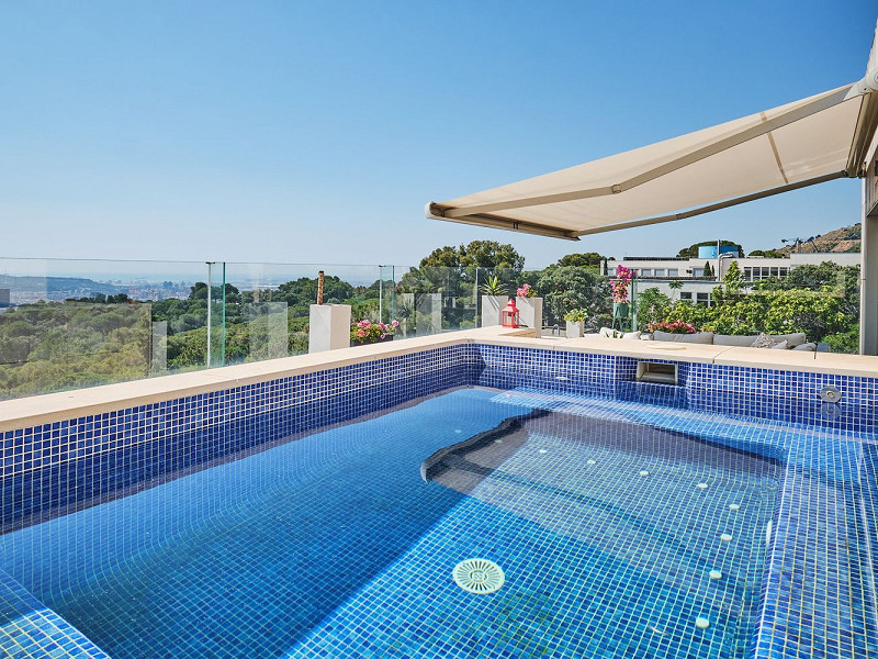 Luxury Villa with Terraces and Pool in Sarria, Barcelona. Photo:  2