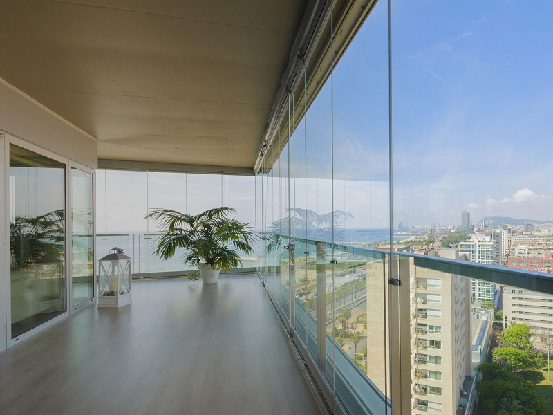 Luxury Sea-Front Apartment with Panoramic Terrace – Diagonal Mar, Barcelona. Photo:  3