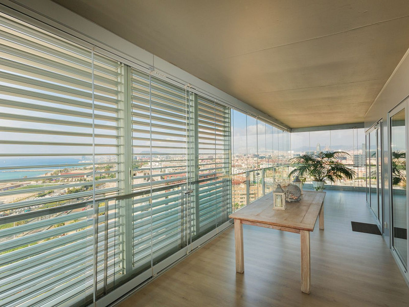 Luxury Sea-Front Apartment with Panoramic Terrace – Diagonal Mar, Barcelona. Photo:  6