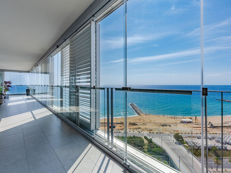 Квартира с бесконечными видами в Барселоне: Оазис между небом и морем. Фото:  3