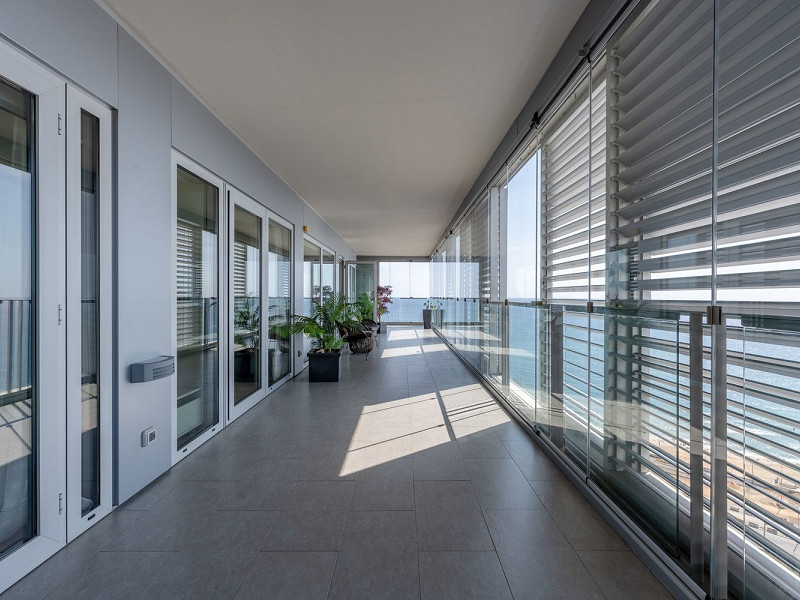 Квартира с бесконечными видами в Барселоне: Оазис между небом и морем. Фото:  6