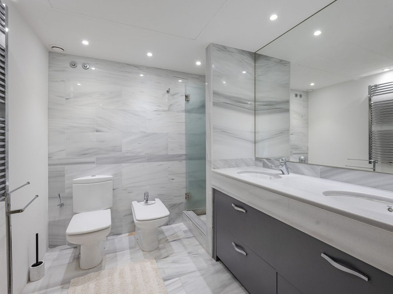 Квартира с бесконечными видами в Барселоне: Оазис между небом и морем. Фото:  27