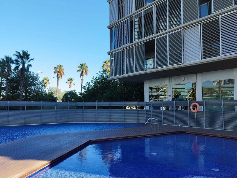 Квартира с бесконечными видами в Барселоне: Оазис между небом и морем. Фото:  32