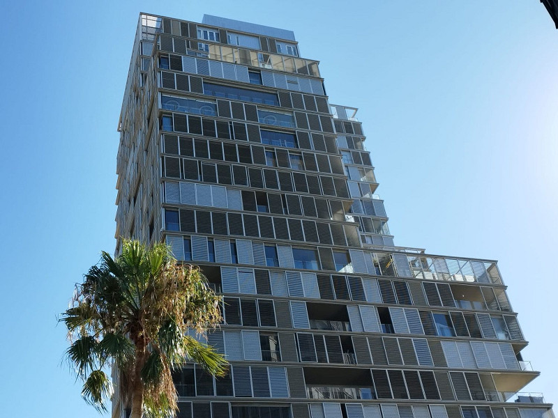 Квартира с бесконечными видами в Барселоне: Оазис между небом и морем. Фото:  35