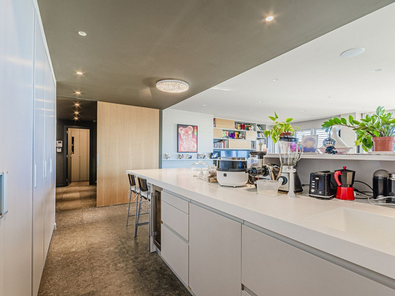 High-Rise Apartment with Terrace and Panoramic Views in Diagonal Mar, Barcelona. Photo:  9