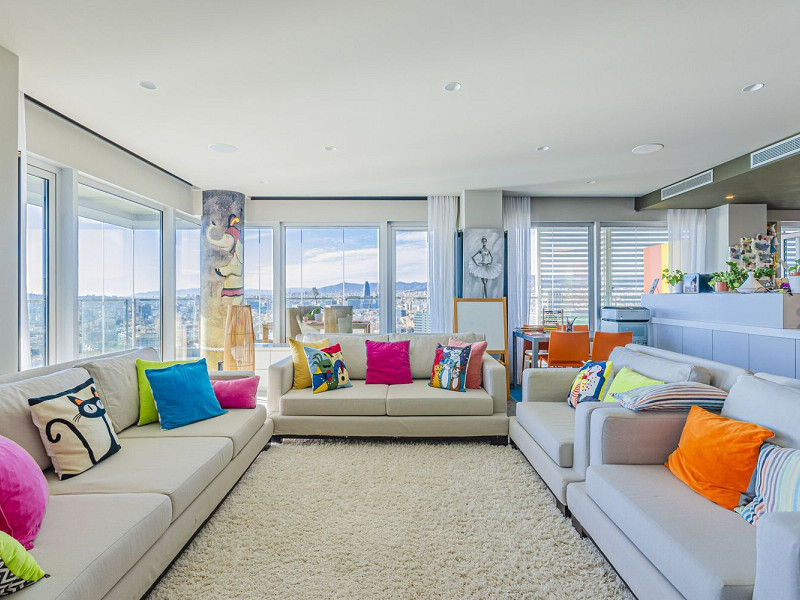 High-Rise Apartment with Terrace and Panoramic Views in Diagonal Mar, Barcelona. Photo:  11