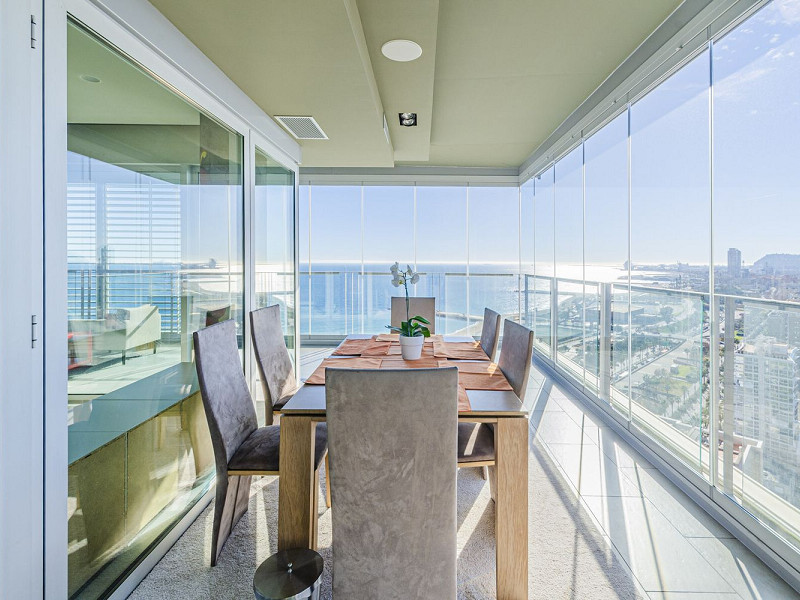 High-Rise Apartment with Terrace and Panoramic Views in Diagonal Mar, Barcelona. Photo:  15