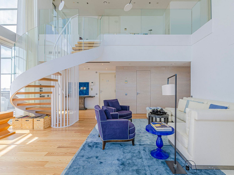 Пентхаус с панорамной террасой и видом на море в Диагональ Мар, Барселона. Фото:  3