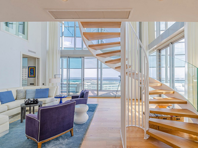 Пентхаус с панорамной террасой и видом на море в Диагональ Мар, Барселона. Фото:  4