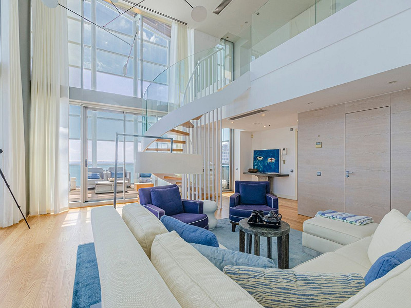 Пентхаус с панорамной террасой и видом на море в Диагональ Мар, Барселона. Фото:  6