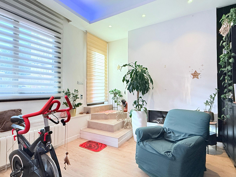 Эксклюзивный объект смешанного назначения рядом с L’Illa Diagonal – Barcelona. Фото:  9