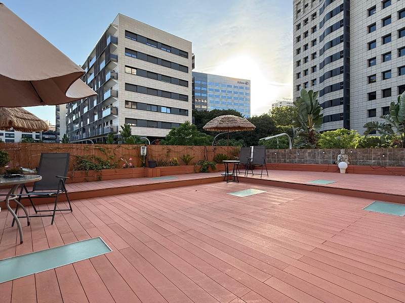 Эксклюзивный объект смешанного назначения рядом с L’Illa Diagonal – Barcelona. Фото:  13