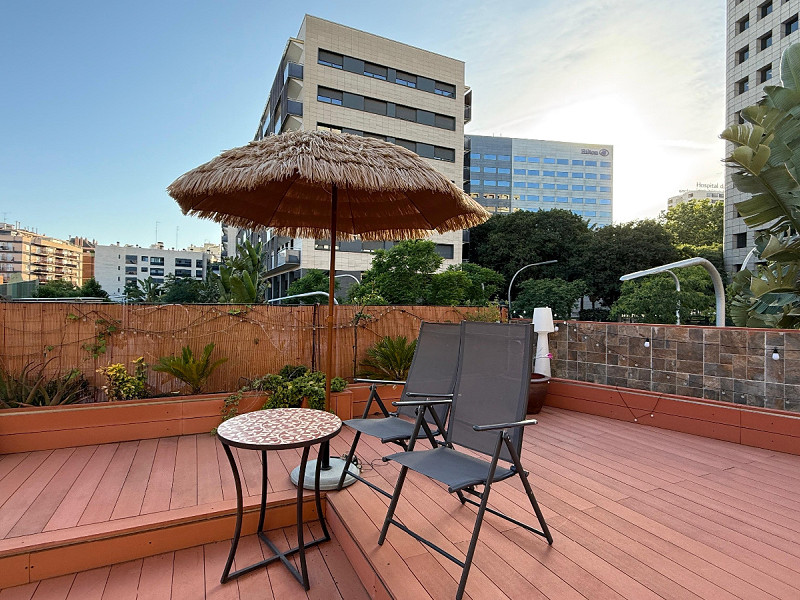 Эксклюзивный объект смешанного назначения рядом с L’Illa Diagonal – Barcelona. Фото:  1