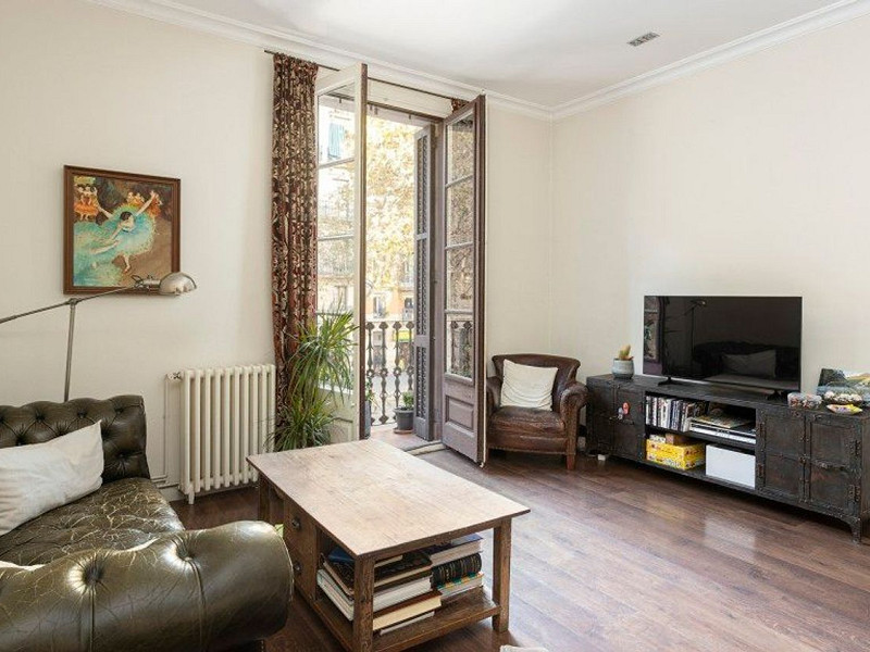 Очаровательная квартира с частной террасой в Сант Антони, Барселона. Фото:  2