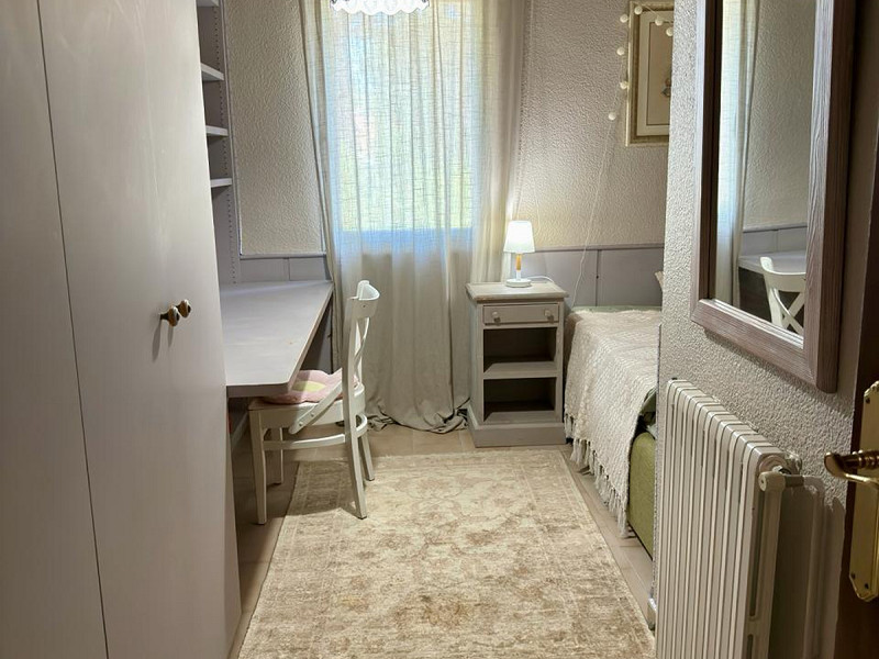 Casa Mediterránea con Jardín y Piscina en Gava Mar, Barcelona. Foto:  18