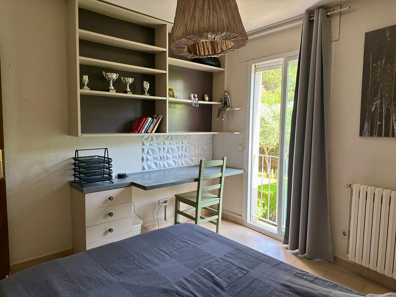 Casa Mediterránea con Jardín y Piscina en Gava Mar, Barcelona. Foto:  19