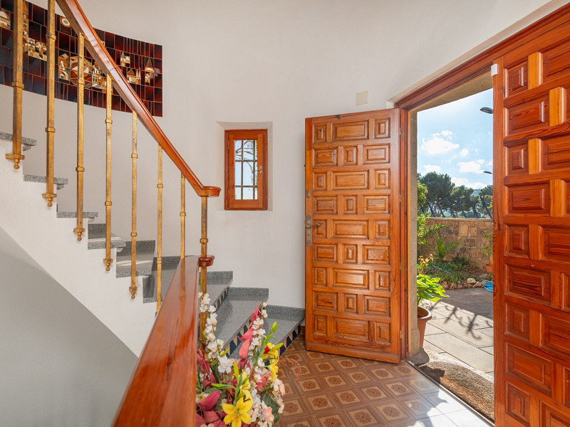 Эксклюзивная вилла на первой линии моря в Тамариу, Коста-Брава. Фото:  23